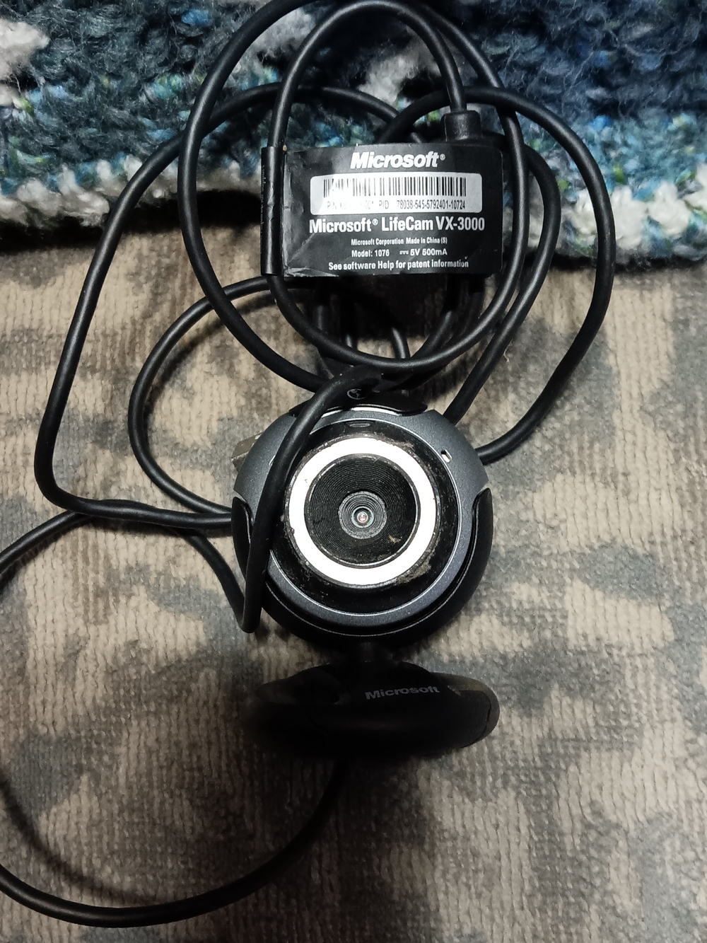 Microsoft Black USB Webcam with Clip Mount